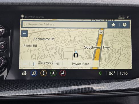 Used 2023 Buick Envision Essence w/ Technology Package I image 17