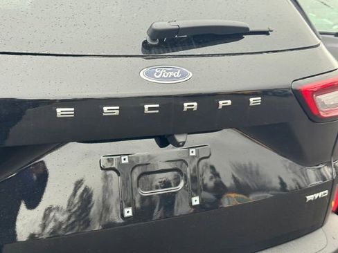 New 2026 Ford Escape ST-Line w/ Tech Pack #1 image 9