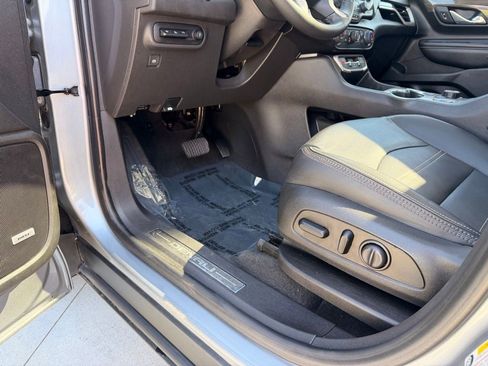 Used 2023 GMC Terrain Denali AWD/4WD image 30