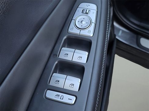 Used 2023 Hyundai Santa Fe Calligraphy image 19