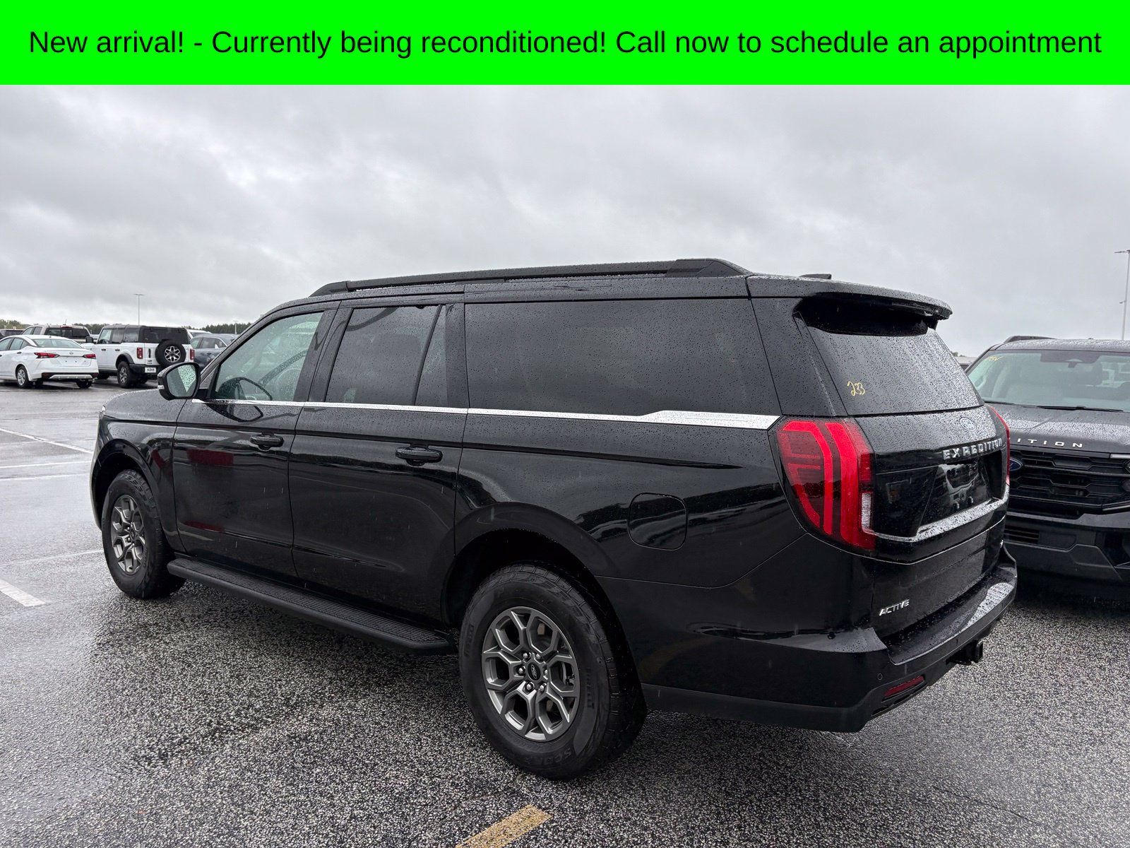 Used 2026 Ford Expedition Max Active RWD image 8