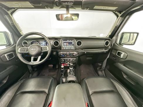 Used 2023 Jeep Wrangler Unlimited Rubicon 4xe w/ Cold Weather Group AWD/4WD image 3