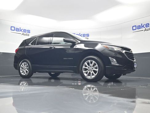 Used 2020 Chevrolet Equinox LT AWD/4WD image 36