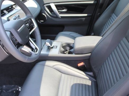 Used 2024 Land Rover Discovery Sport S image 22