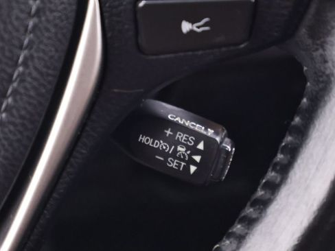 Used 2018 Toyota RAV4 Limited w/ All Weather Liner Package AWD/4WD image 28