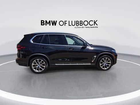 Used 2025 BMW X5 xDrive40i AWD/4WD image 9