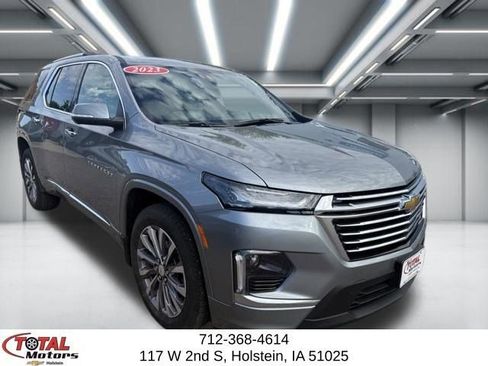 Used 2023 Chevrolet Traverse Premier w/ LPO, Floor Liner Package AWD/4WD image 2