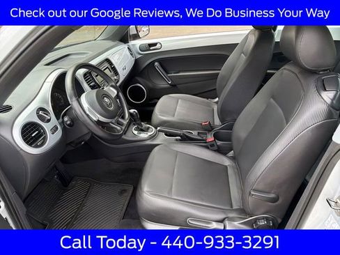 Used 2012 Volkswagen Beetle 2.5 FWD image 21