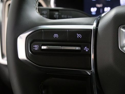 New 2026 GMC Canyon Denali w/ LPO, Denali Black Edition image 23