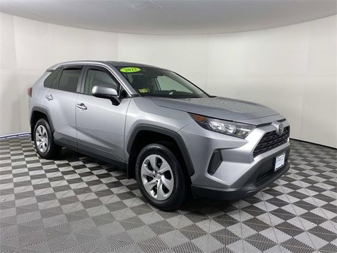 Used 2022 Toyota RAV4 LE image 1