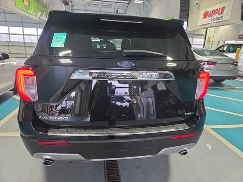 Used 2020 Ford Explorer Limited w/ Hybrid Equipment Group 310A image 4