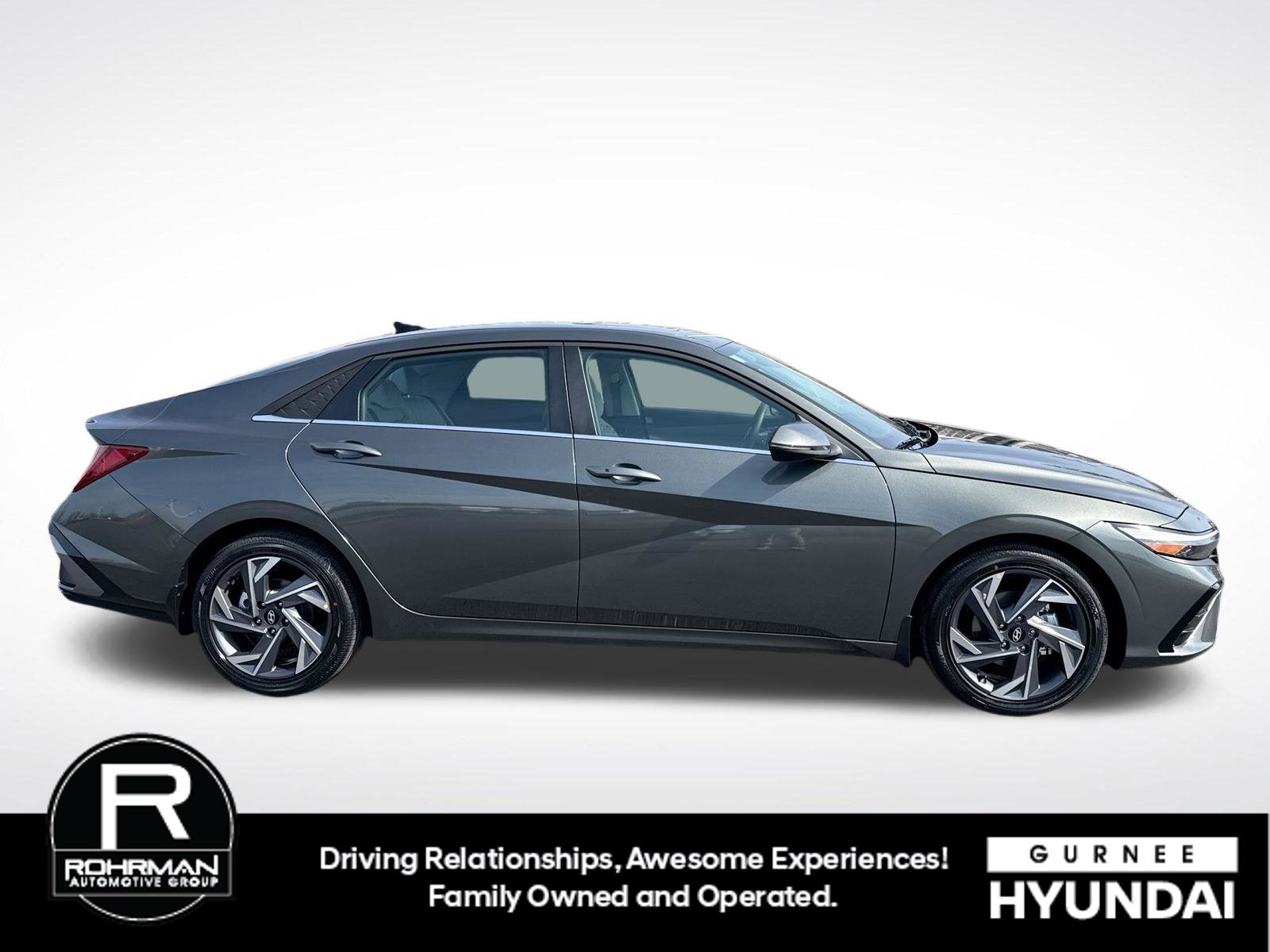 Certified 2026 Hyundai Elantra Limited FWD image 11