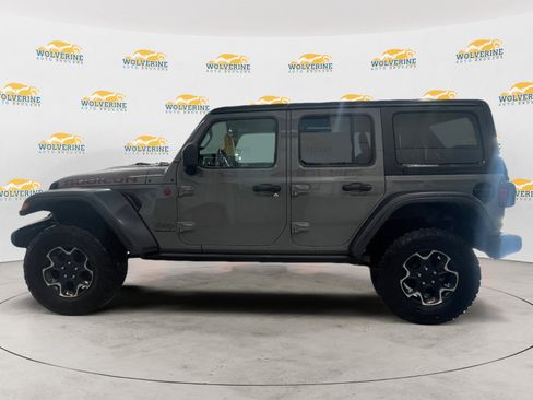 Used 2023 Jeep Wrangler Rubicon image 2