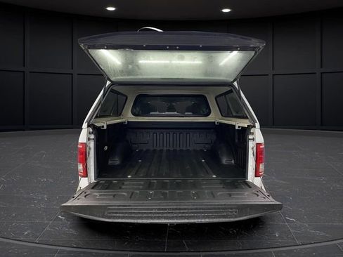 Used 2017 Ford F150 XLT w/ Trailer Tow Package image 12