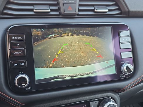 New 2025 Nissan Versa SR w/ Trunk Package image 20