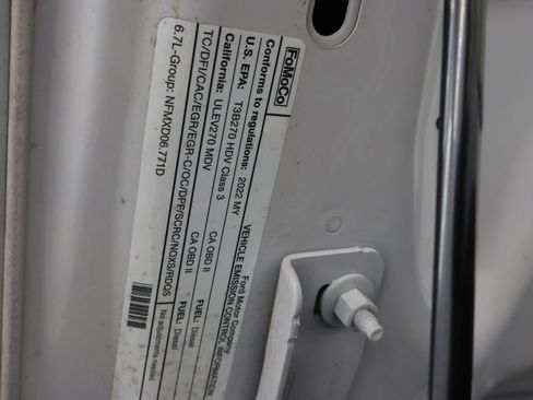 Used 2022 Ford F250 XLT w/ Black Appearance Package image 20