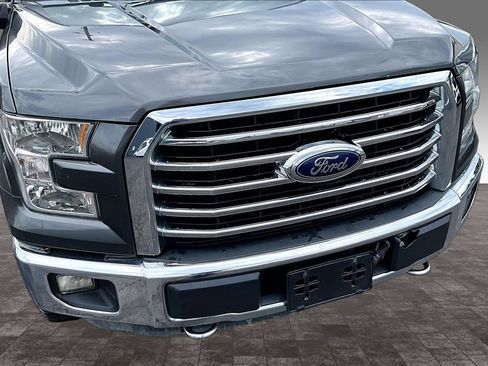 Used 2015 Ford F150 XLT w/ Equipment Group 302A Luxury AWD/4WD image 4