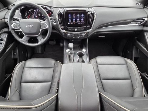 Certified 2023 Chevrolet Traverse Premier w/ Redline Edition FWD image 12