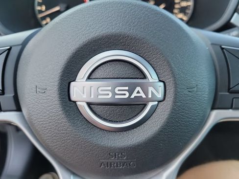 Used 2025 Nissan Altima 2.5 SV FWD image 26