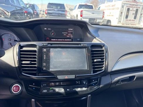 Used 2016 Honda Accord EX-L image 24