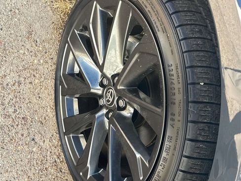 Used 2025 Toyota Corolla SE image 6