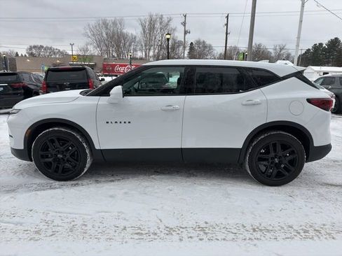 Certified 2023 Chevrolet Blazer LT w/ LPO, Black Grille Bar Package image 6