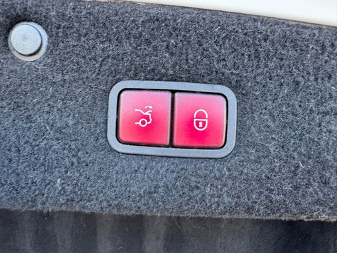 Used 2016 Mercedes-Benz S 63 AMG 4MATIC Coupe image 36