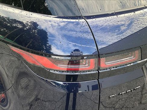 Used 2022 Land Rover Range Rover Evoque R-Dynamic S AWD/4WD image 20