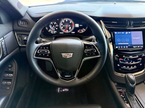 Used 2018 Cadillac CTS V w/ Luxury Package RWD image 64