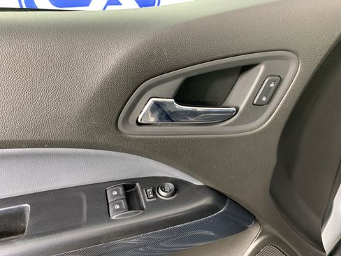Used 2015 Chevrolet Colorado Z71 AWD/4WD image 13