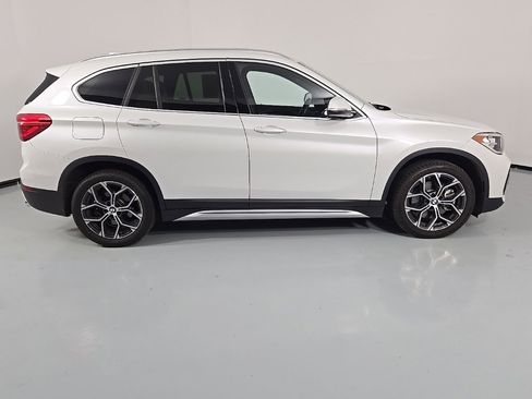 Used 2021 BMW X1 xDrive28i w/ Convenience Package image 5