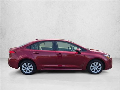 Certified 2024 Toyota Corolla LE FWD image 4