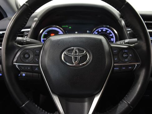 Used 2018 Toyota Camry XLE w/ Audio Package FWD image 15