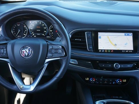 Used 2022 Buick Enclave Premium w/ Experience Buick Package image 31