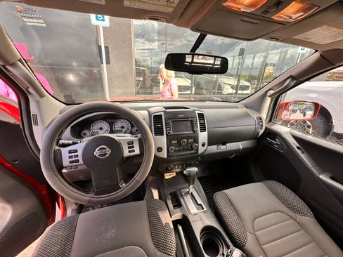 Used 2016 Nissan Frontier PRO-4X AWD/4WD image 7