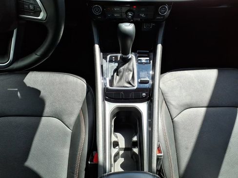 Used 2022 Jeep Compass Latitude w/ Sun and Sound Group AWD/4WD image 23