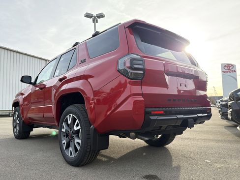 New 2025 Toyota 4Runner TRD Sport AWD/4WD image 39