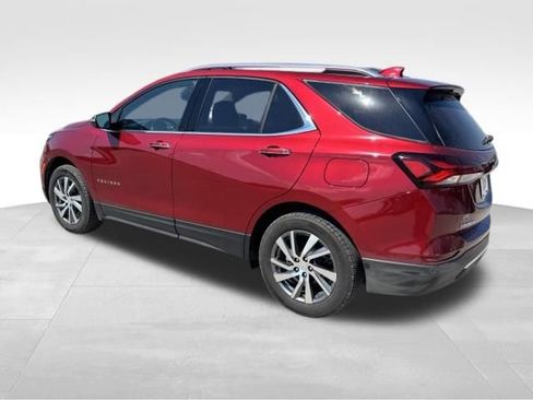Certified 2024 Chevrolet Equinox Premier AWD/4WD image 3