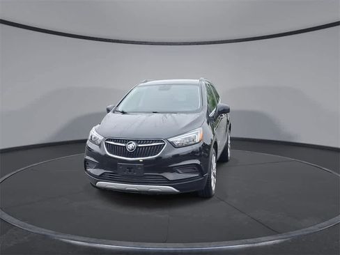 Used 2020 Buick Encore Preferred image 3