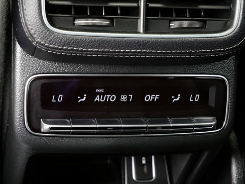 Used 2020 Mercedes-Benz GLE 350 4MATIC image 13