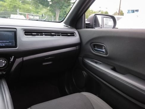 Used 2021 Honda HR-V Sport image 27