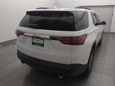 Used 2022 Chevrolet Traverse LT FWD image 7
