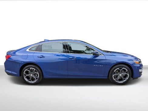 Used 2023 Chevrolet Malibu LT FWD image 2