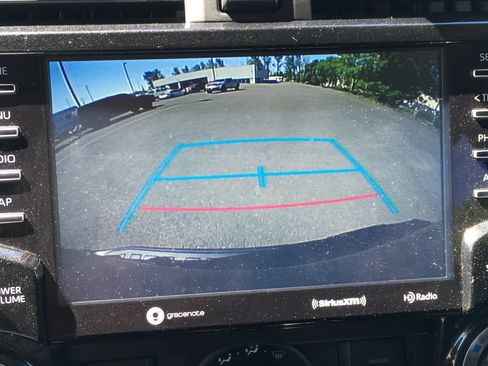 Used 2020 Toyota 4Runner Venture w/ Moonroof Package AWD/4WD image 10