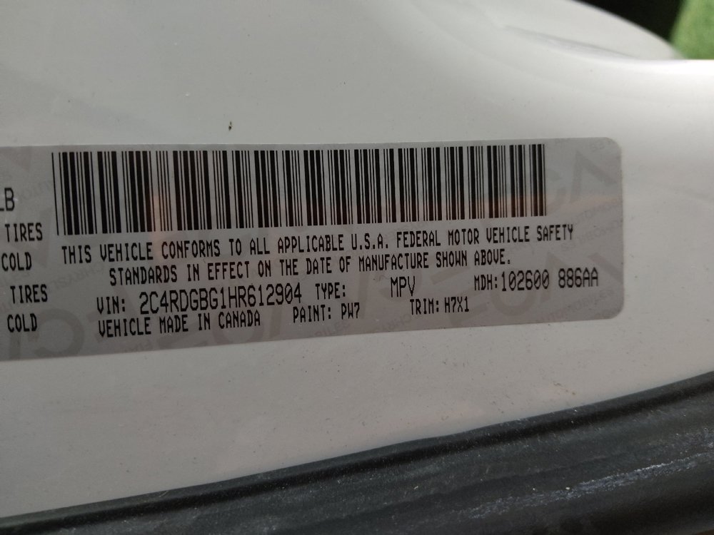 Used 2017 Dodge Grand Caravan SE FWD image 33