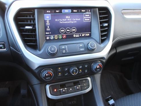 Used 2023 GMC Acadia SLE w/ Driver Convenience Package image 8