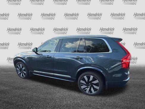 Used 2024 Volvo XC90 T8 Plus w/ Protection Package Premier AWD/4WD image 8
