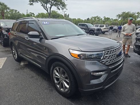 Used 2021 Ford Explorer Limited w/ Equipment Group 301A RWD image 1