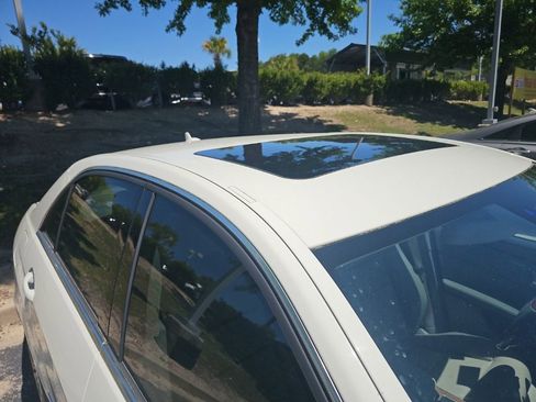 Used 2012 Mercedes-Benz E 350 BlueTEC Sedan image 22