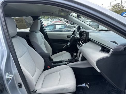 Used 2023 Toyota Corolla Cross LE FWD image 29